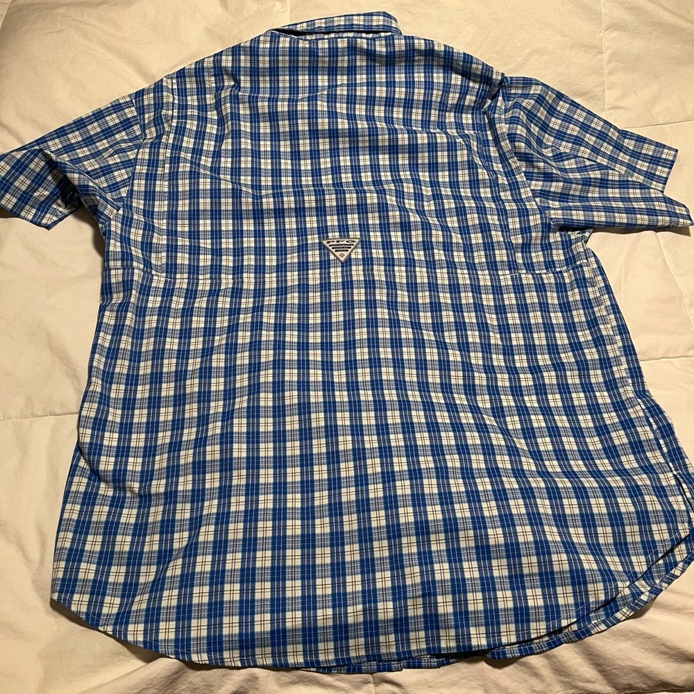 EUC Columbia PFG Men’s Short Sleeve Blue Plaid Botton Up Shirt Size Large - Picture 10 of 10